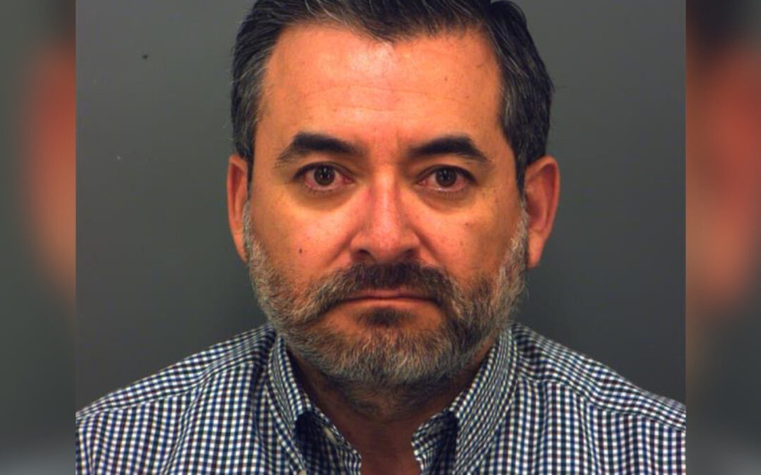 Hombre de El Paso sentenciado a 14 años de prisión por vaciar cuentas bancarias de su tío y tía