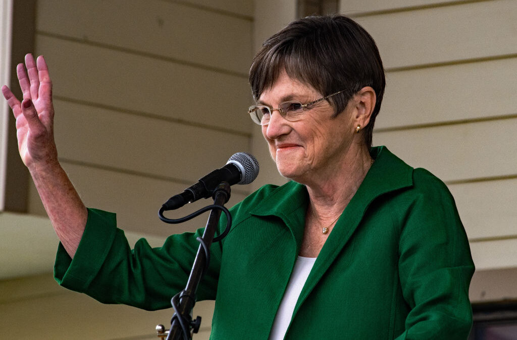 Laura Kelly advierte sobre crisis en SNAP, aranceles y costos de estadios: “No se trata del partido, sino de las personas”
