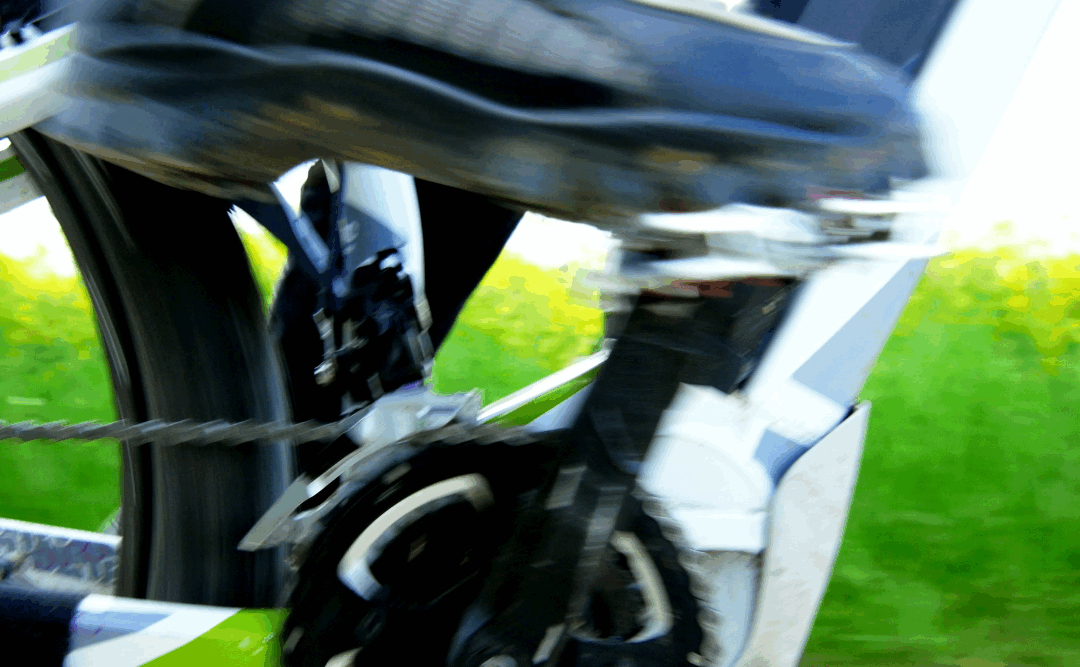 Ciclistas denuncian amenazas tras retiro de carriles bici frente a restaurante en Denver