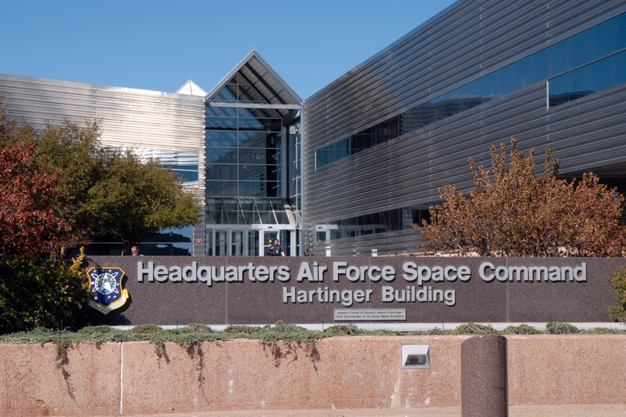 Colorado demanda a la administración Trump por decisión de trasladar el Comando Espacial de EE.UU. a Alabama