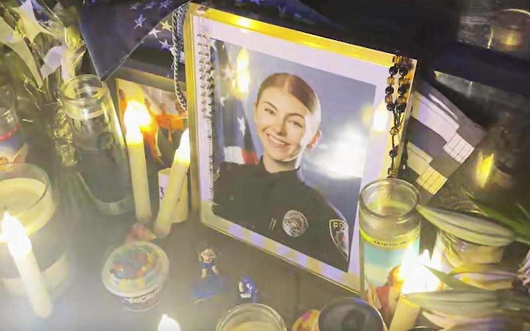 Comunidad de La Mesa honra a la oficial Lauren Craven con emotiva vigilia