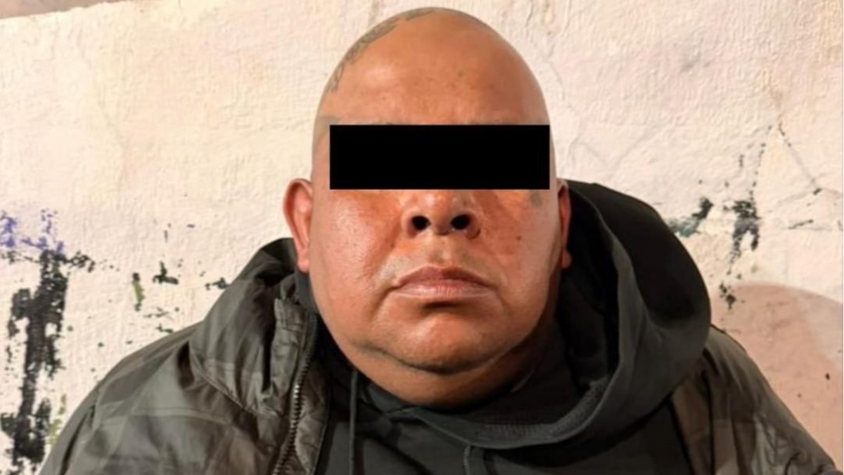 Detención de El Balú, Presunto Miembro de La Chokiza, Tras Incidente en Tianguis Navideño de Ecatepec