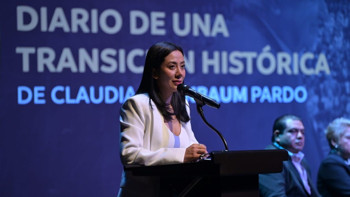Betzabé Martínez Participa en la Presentación del Libro ‘Diario de una Transición Histórica’