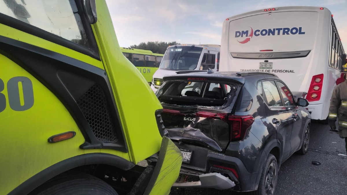 Accidente carretero en Saltillo-Zacatecas causa caos vial y deja 2 lesionados