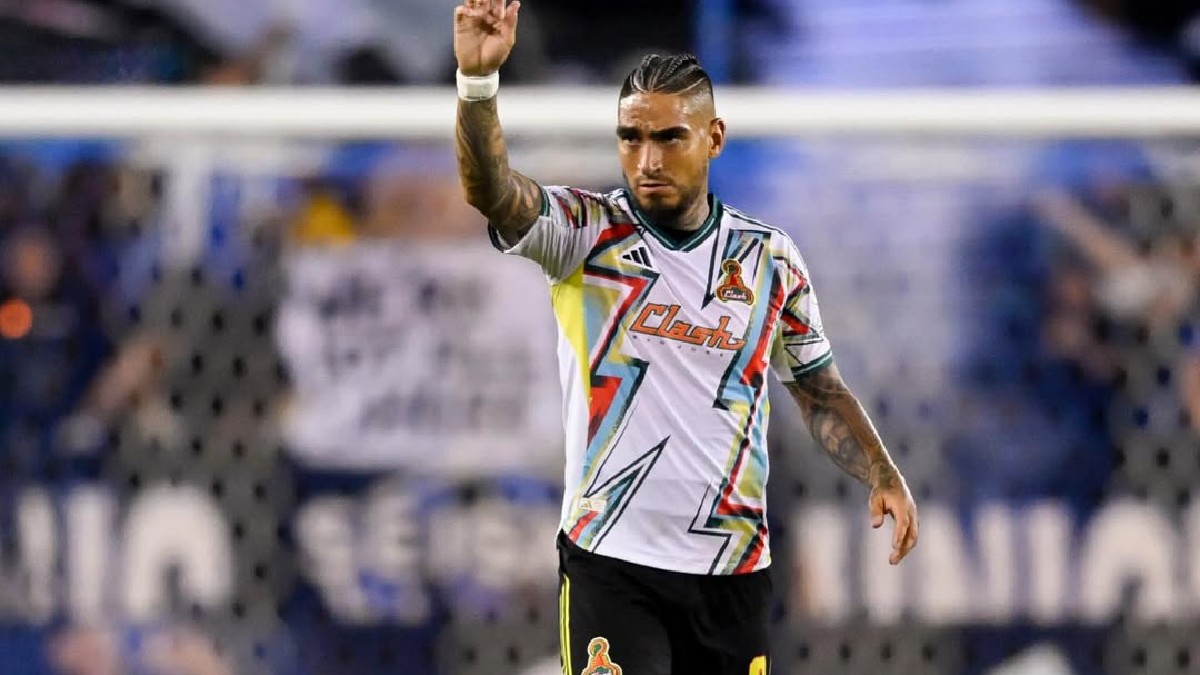 Cristian Arango No Se Unirá a Pumas: Opciones de Fichajes en el Fútbol Mexicano