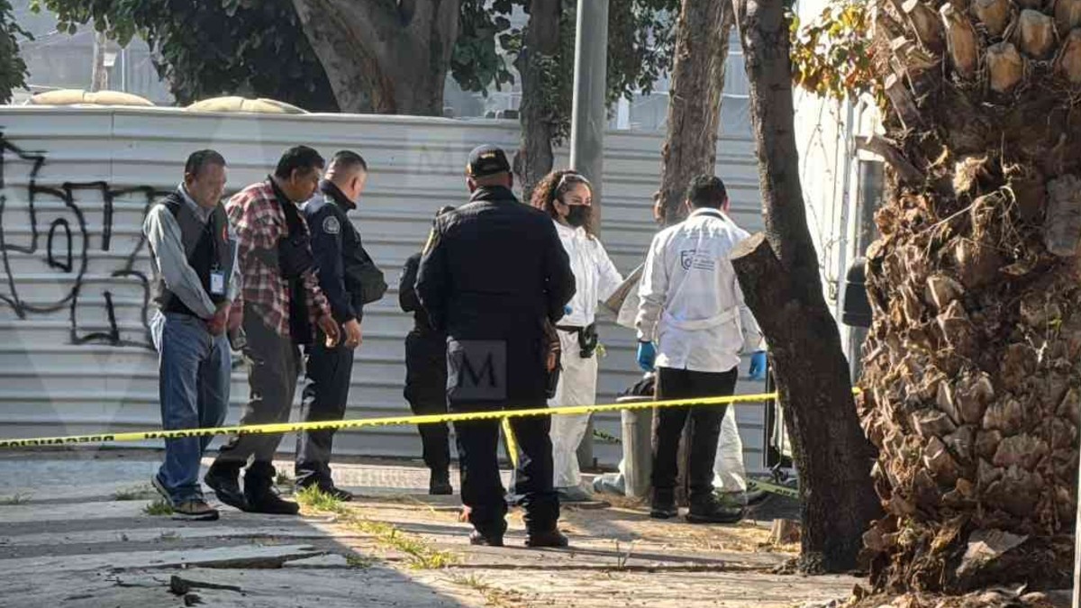 Descubren cuerpo embolsado en acceso del Bachilleres 10, CdMx