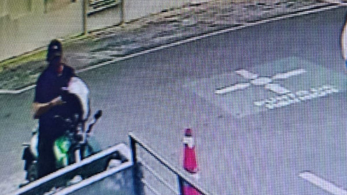 Robo de Motocicleta a Plena Luz del Día en la Colonia Anzures: Delincuente Captado en Cámaras