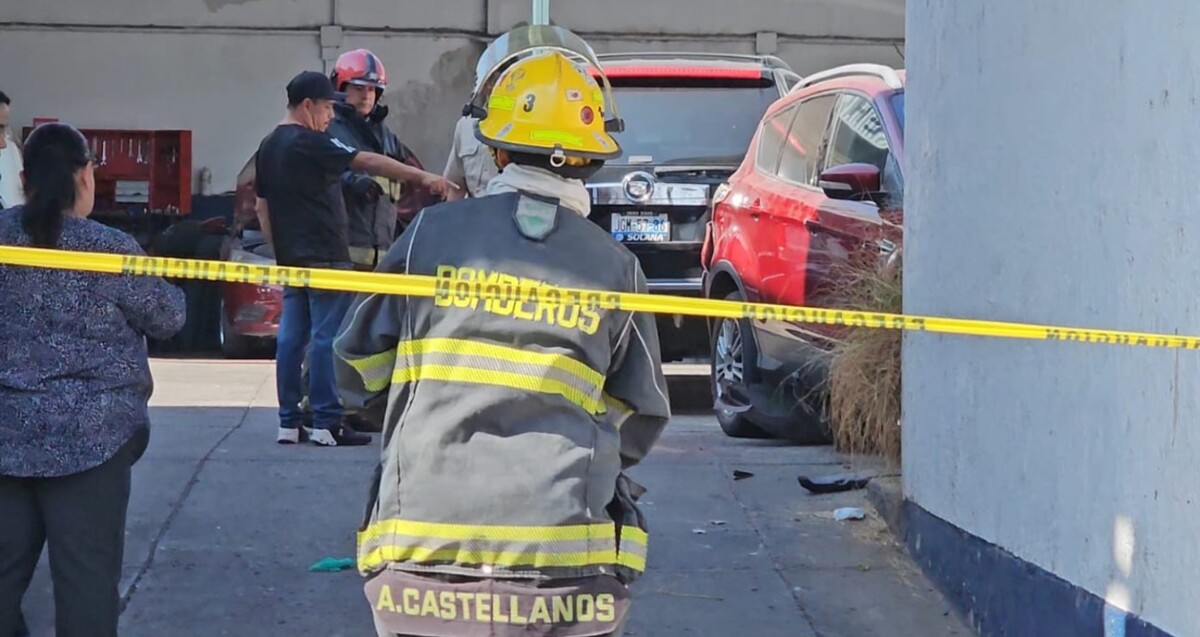 Accidente en Guadalajara: Mecánico de 33 Años Sufre Graves Lesiones Tras Caída de Camioneta