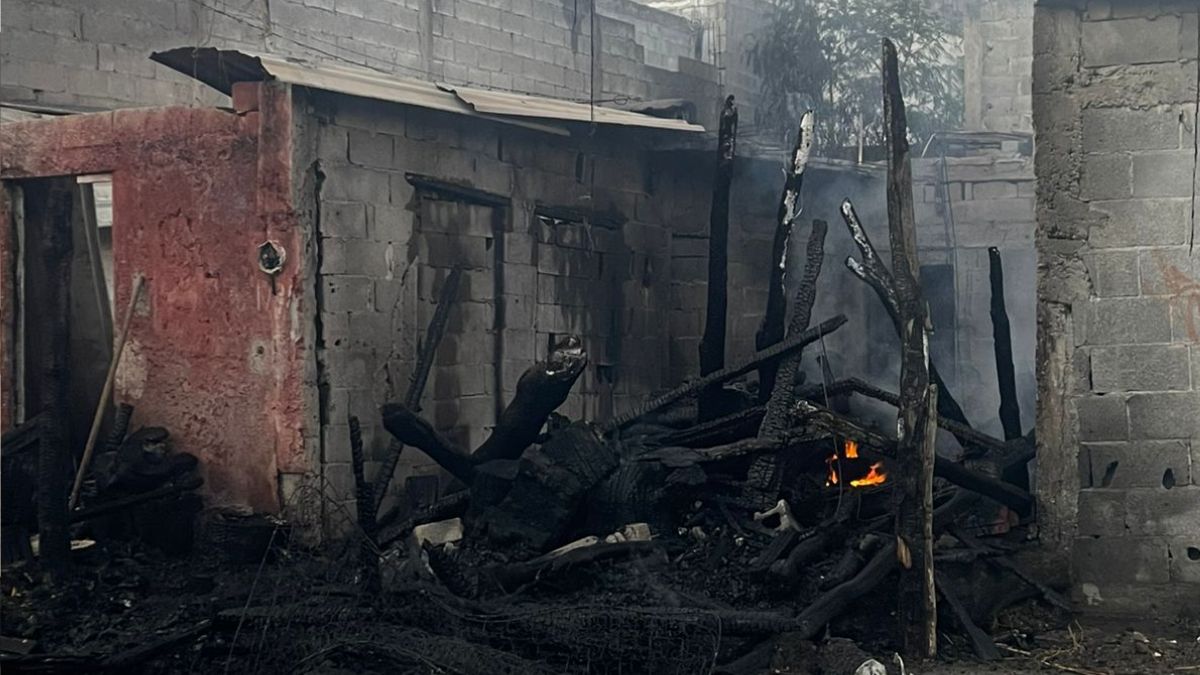 Incendio en Apodaca: Cuerpos de Auxilio Responden a Emergencia Habitual