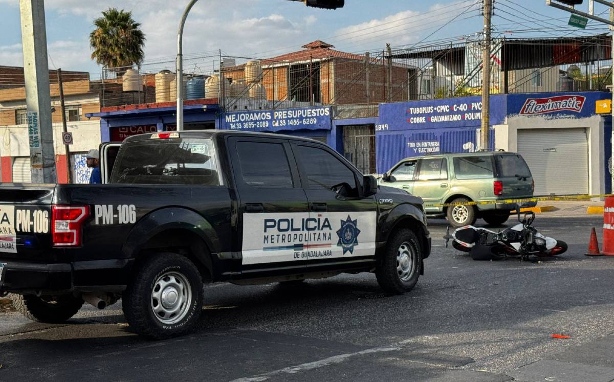 Atropello en Guadalajara: Hombre se da a la fuga y es detenido por ciudadanos y policías