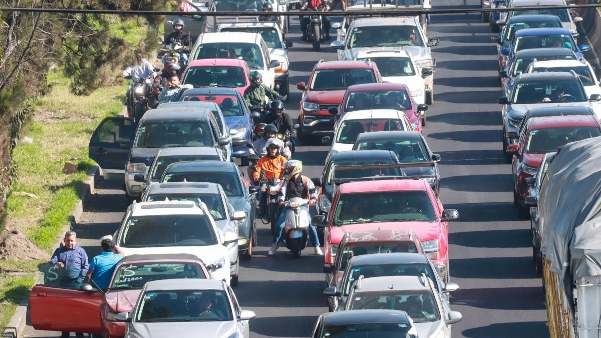 Hoy No Circula en CdMx y Edomex: Descubre qué autos descansan este 6 de diciembre de 2025